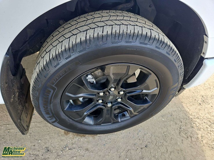 2022-ford-f150-image-25