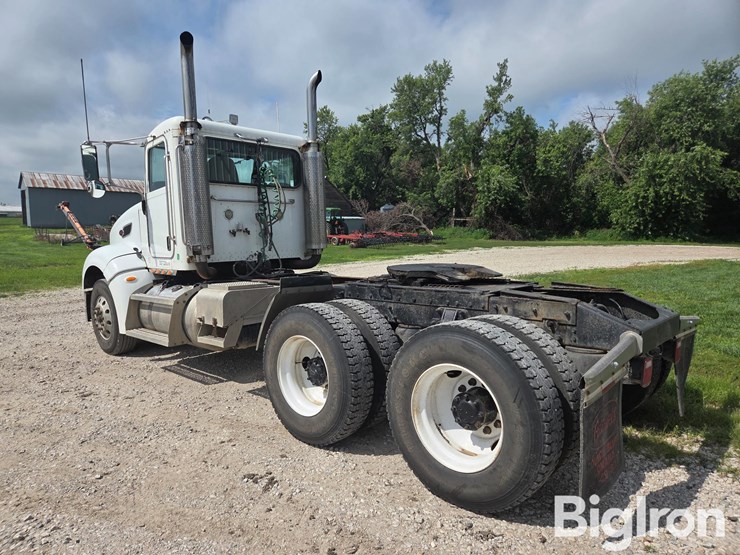 2007-peterbilt-386-image-8