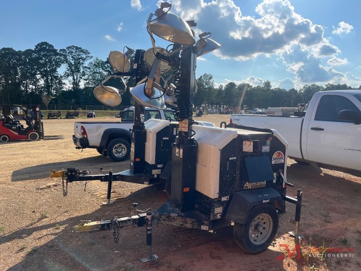 2020-allmand-bros-night-lite-v-series-nlv-image-4
