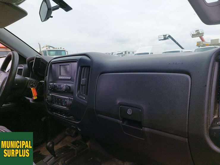 2016-chevrolet-silverado-1500-image-9