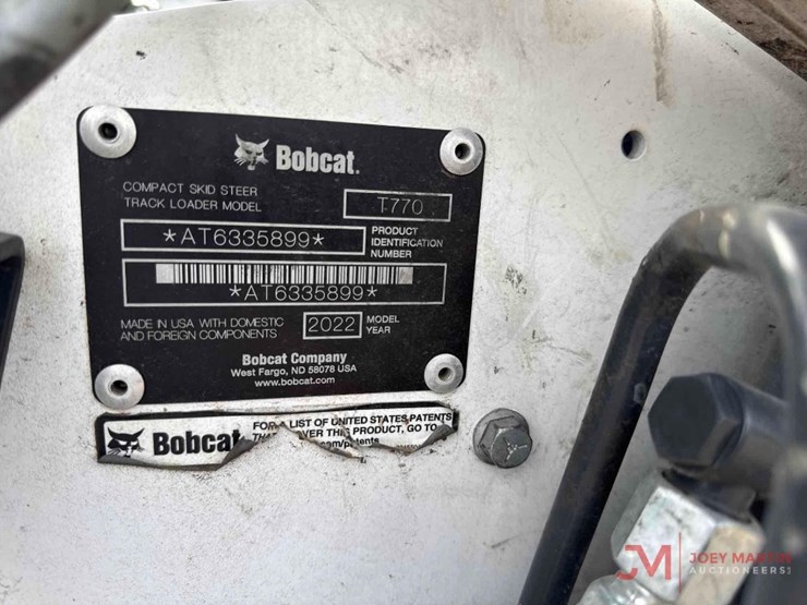 2022-bobcat-t770-image-21