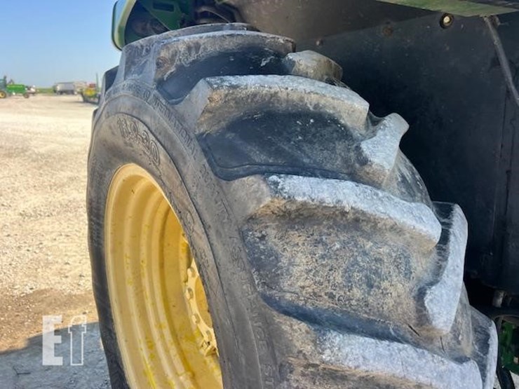 john-deere-2550-image-12