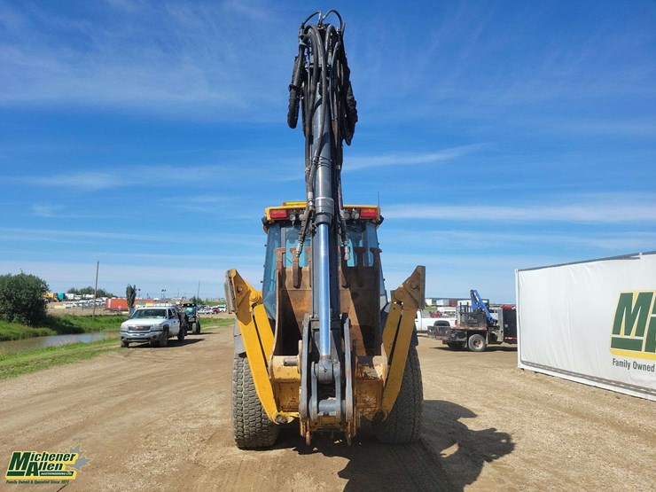 2011-deere-710j-image-24