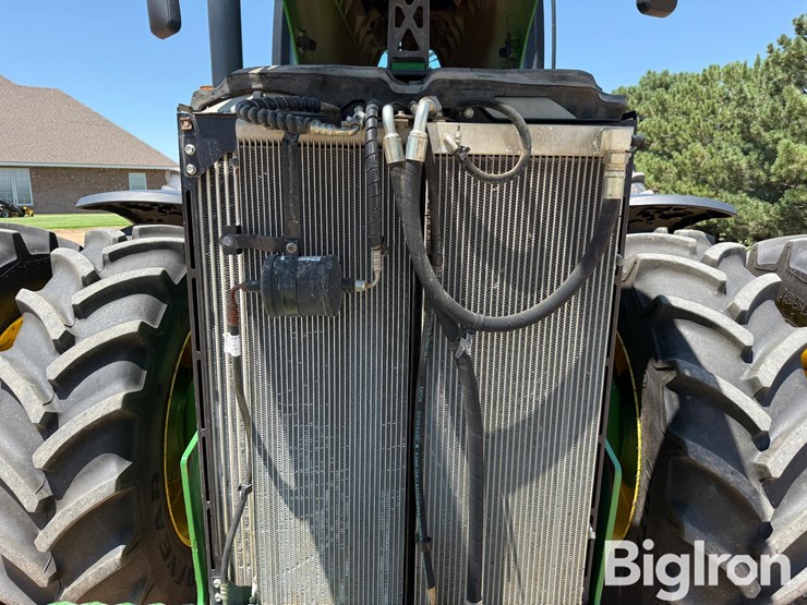 2013-john-deere-8310r-image-16