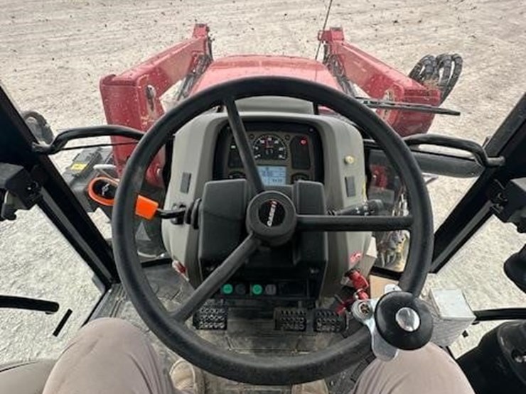 2021-case-ih-farmall-75a-image-24