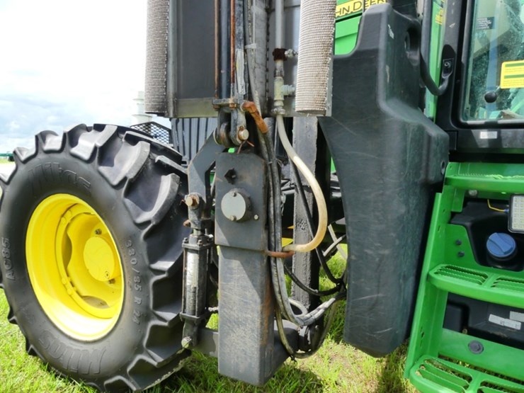 2024-john-deere-6110m-image-10