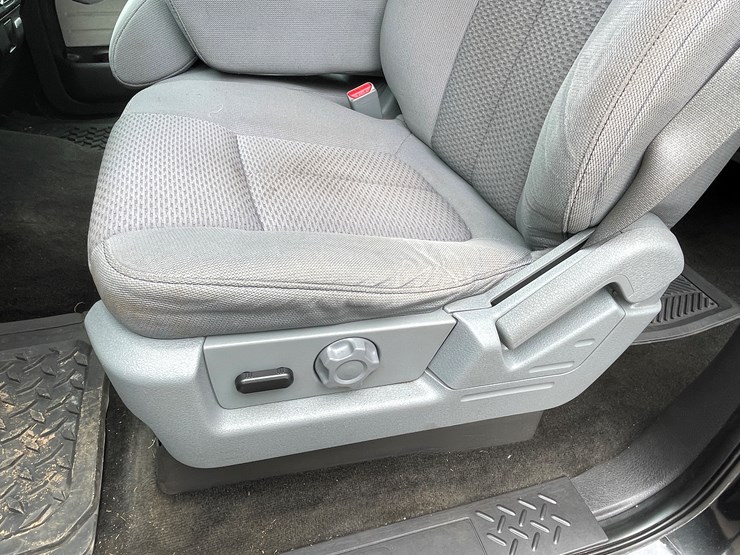 2013-ford-f150-xlt-image-68