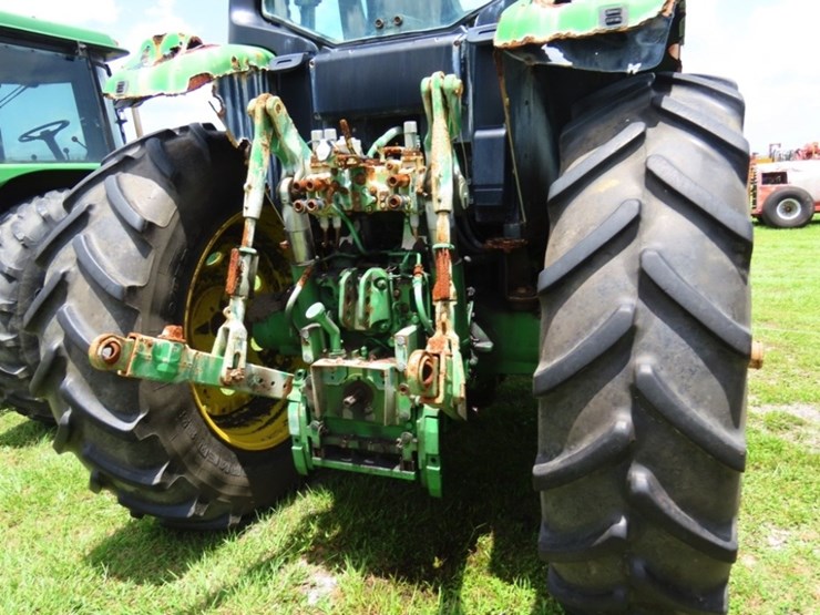 2016-john-deere-6155m-image-7