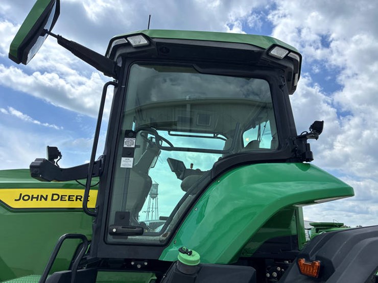 2021-john-deere-8rx-310-image-22