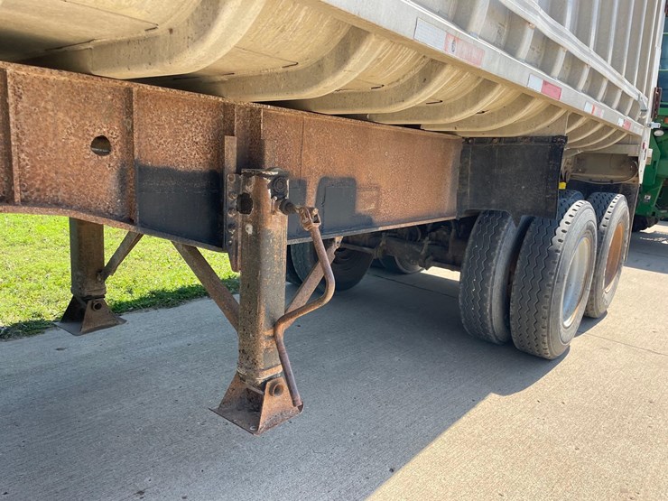 fruehauf-trailer-image-9