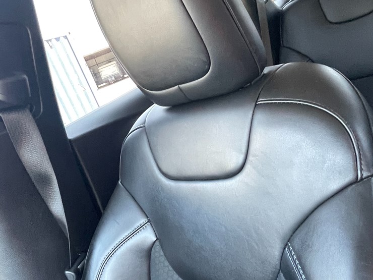 2019-jeep-cherokee-image-46