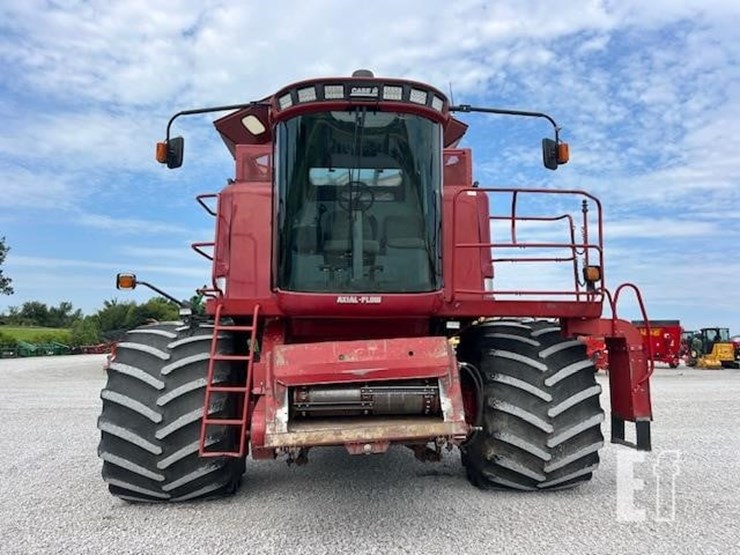 case-ih-2388-image-10