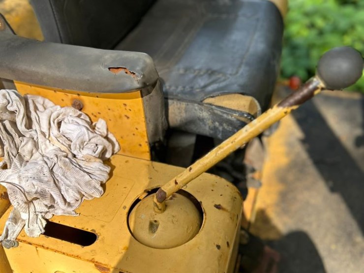 1983-john-deere-850-image-11