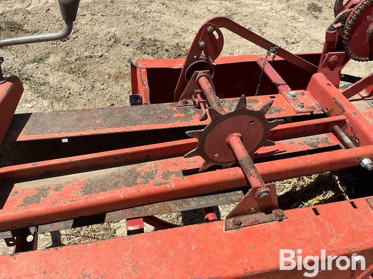 massey-ferguson-128-image-19