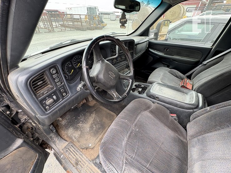 1999-chevrolet-silverado-2500-image-15