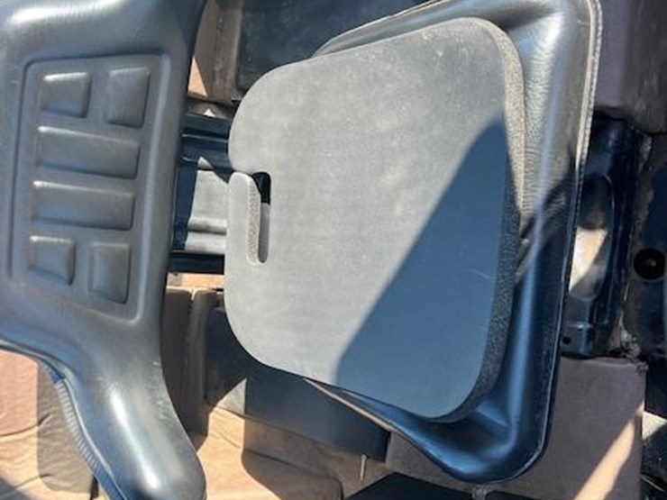 john-deere-2550-image-25