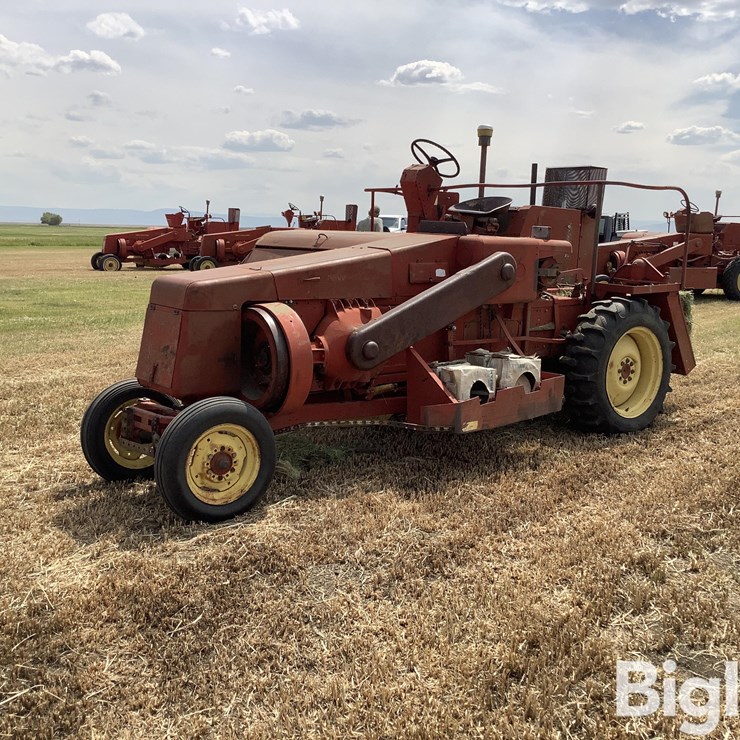 NEW HOLLAND 1282