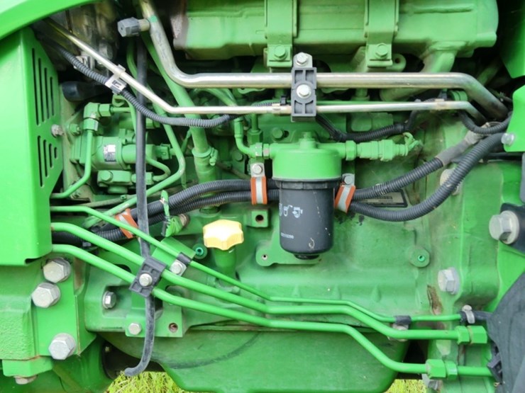2015-john-deere-5085m-image-8