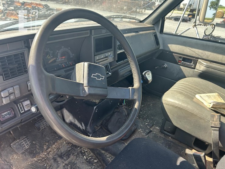 2002-chevrolet-kodiak-c8500-image-8