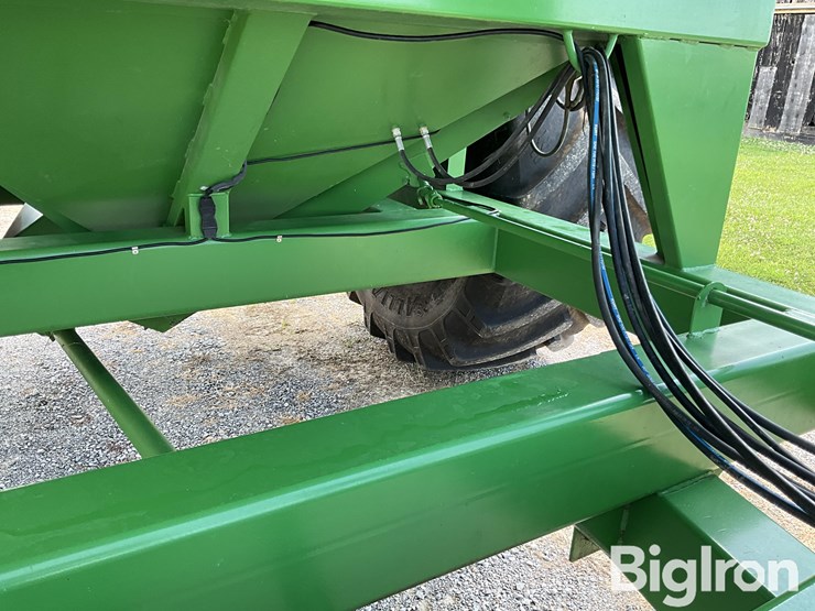 2019-e-z-trail-870-grain-cart-image-12