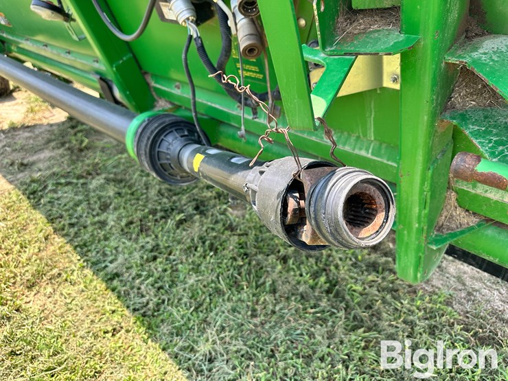 2005-john-deere-630f-image-12
