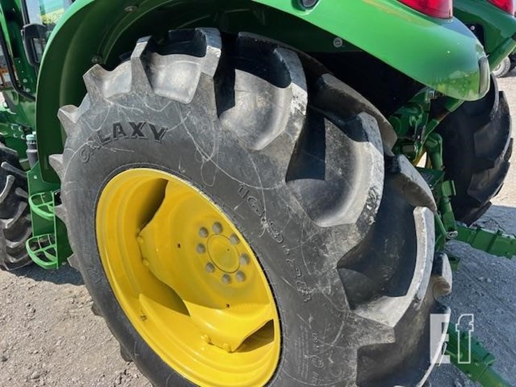 2021-john-deere-5075e-image-29