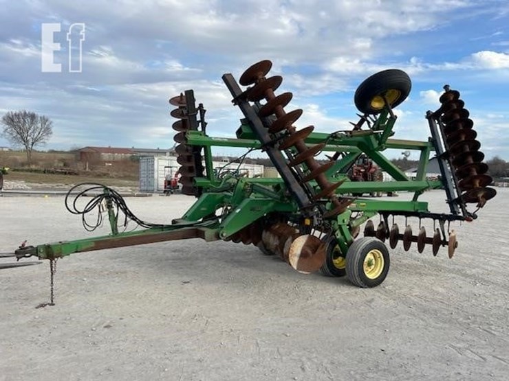 john-deere-630-image-8