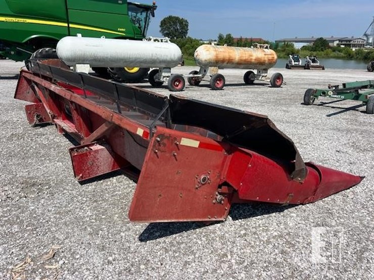case-ih-1083-image-6