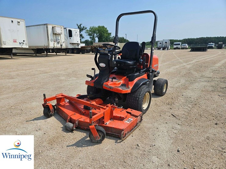 2016-kubota-f3990-image-2