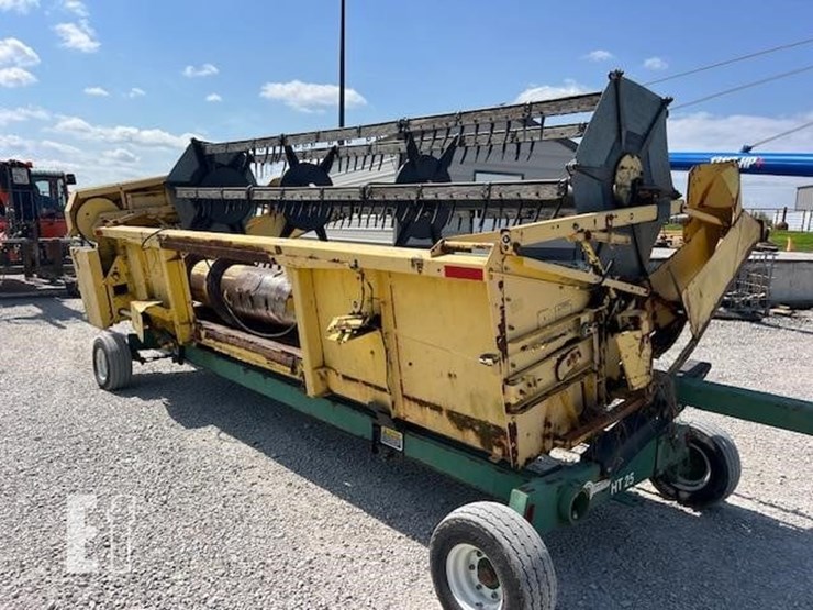 new-holland-tr85-image-72