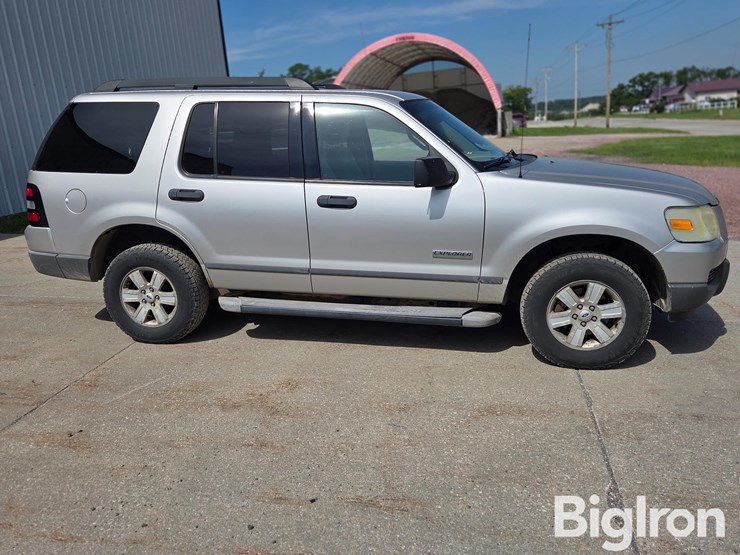2006-ford-explorer-xls-image-4
