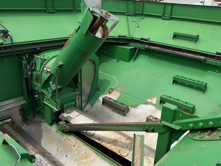 2014-john-deere-s670-image-67
