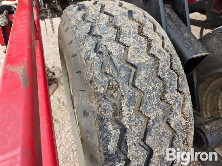 2011-case-ih-200-image-14
