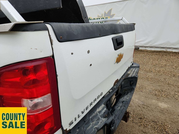 2012-chevrolet-silverado-2500hd-lt-image-37