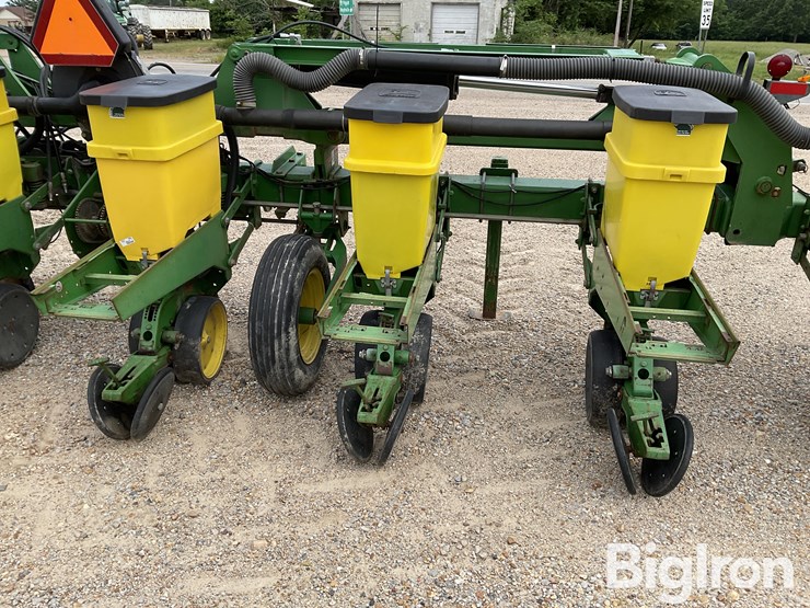 john-deere-1720-image-14
