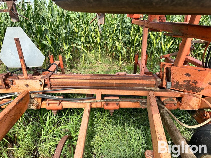 allis-chalmers-1400-image-13