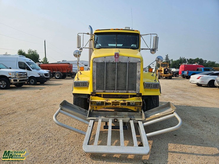 2009-kenworth-t800-image-23