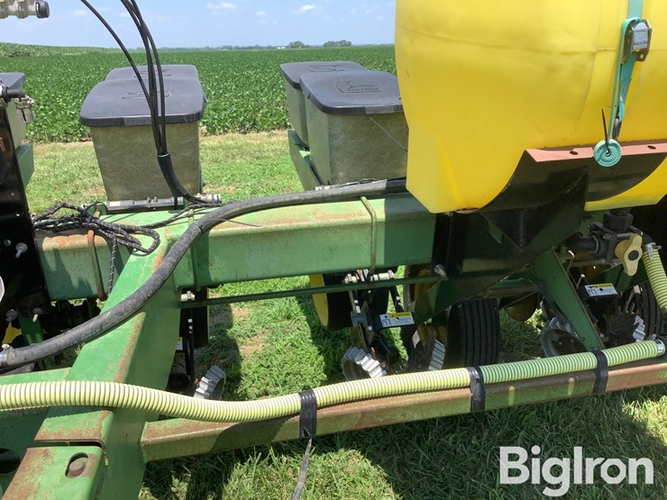 john-deere-7000-image-12