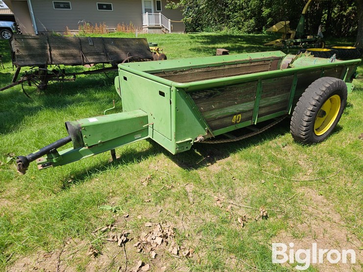 john-deere-40-image-1