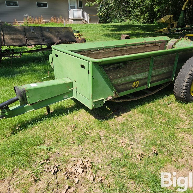 JOHN DEERE 40