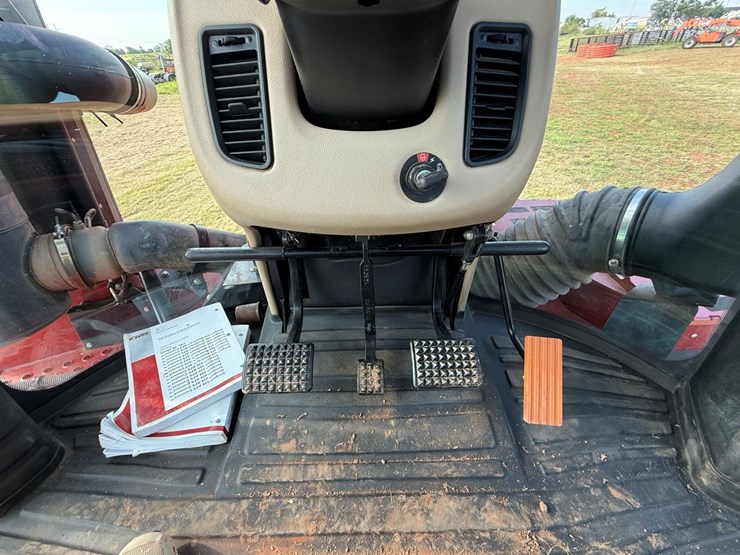 2023-case-ih-470-image-28