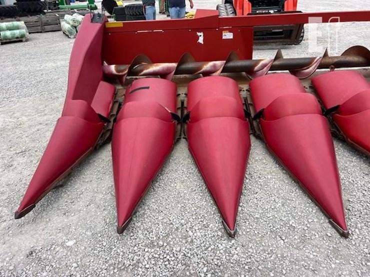 2010-case-ih-3208-image-12