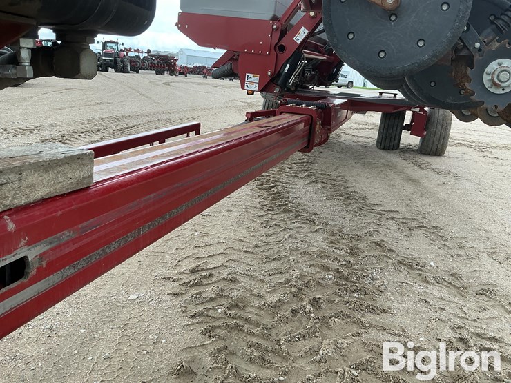 2011-case-ih-1240-image-16