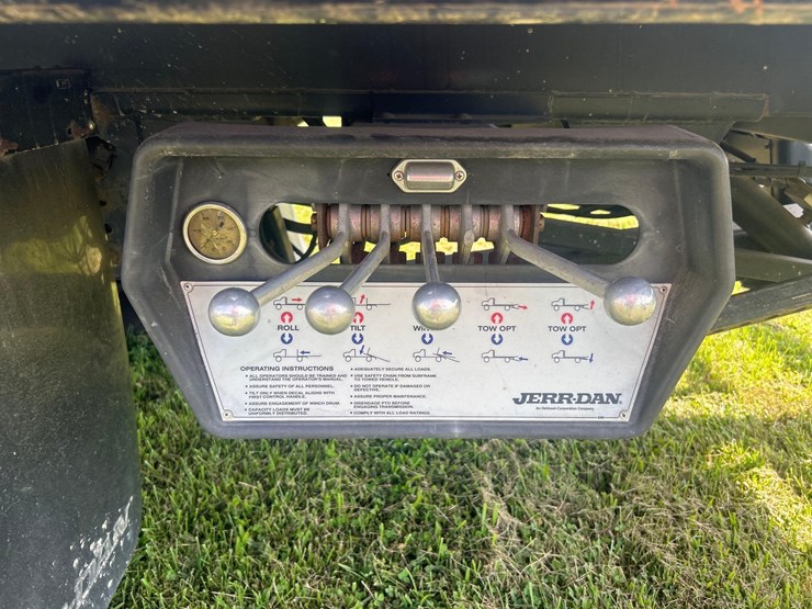 2007-caterpillar-c7-image-8