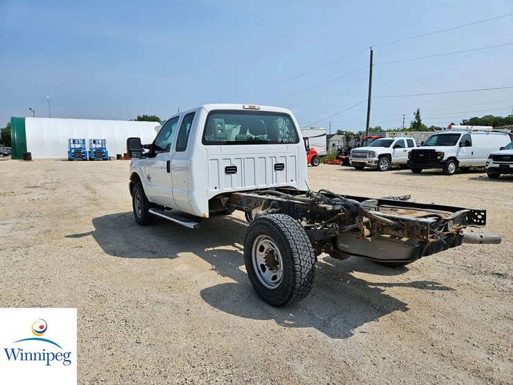 2014-ford-f350-image-3