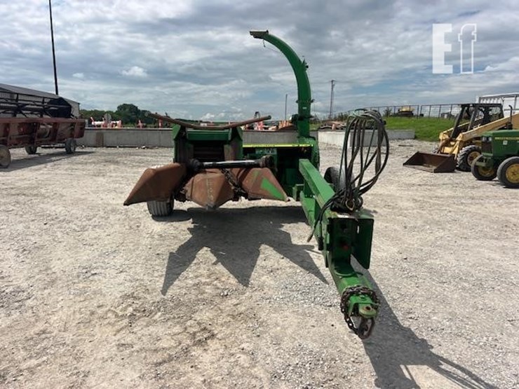 2010-john-deere-3975-image-11