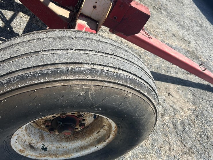 derco-220-image-4