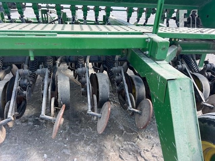 1993-john-deere-750-image-23