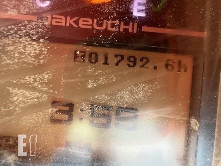 takeuchi-tb216-image-28