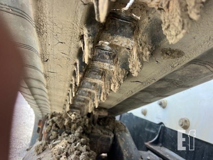 2020-bobcat-t870-image-25